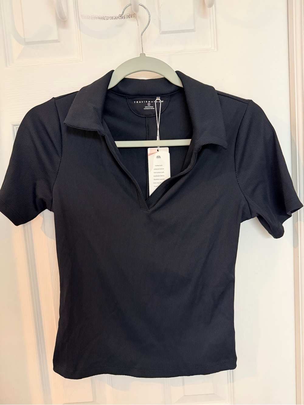 TravisMathew Women’s Ribbed Polo Top Size Small NWT Black